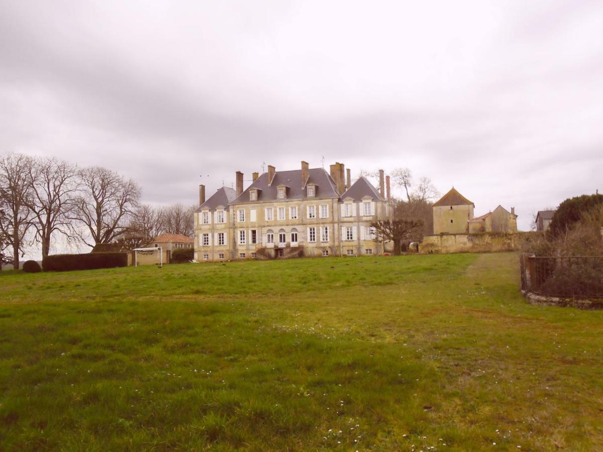 Chateau Des Noces Bazoges-en-Pareds Экстерьер фото