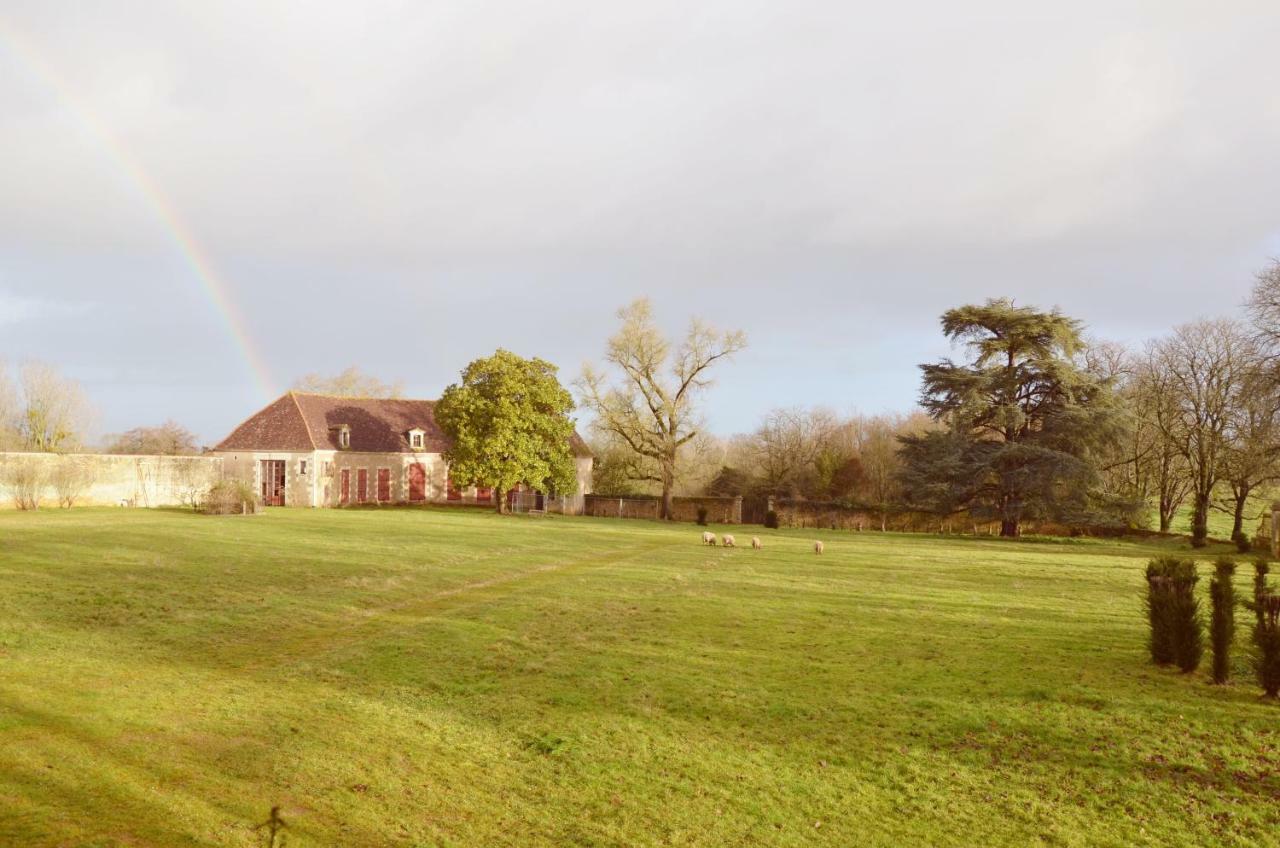 Chateau Des Noces Bazoges-en-Pareds Экстерьер фото