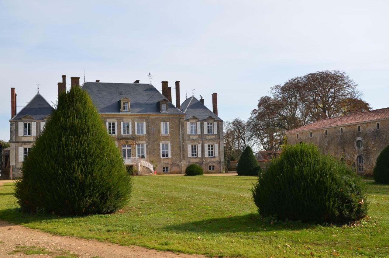 Chateau Des Noces Bazoges-en-Pareds Экстерьер фото