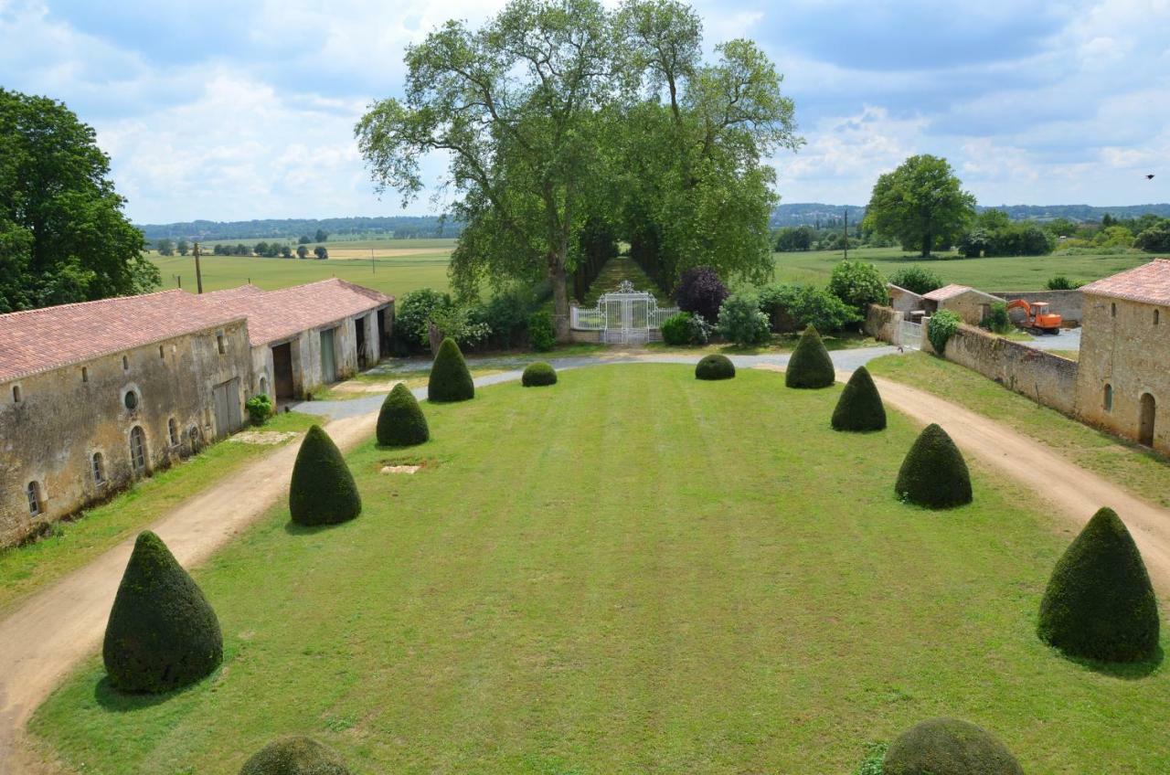 Chateau Des Noces Bazoges-en-Pareds Экстерьер фото